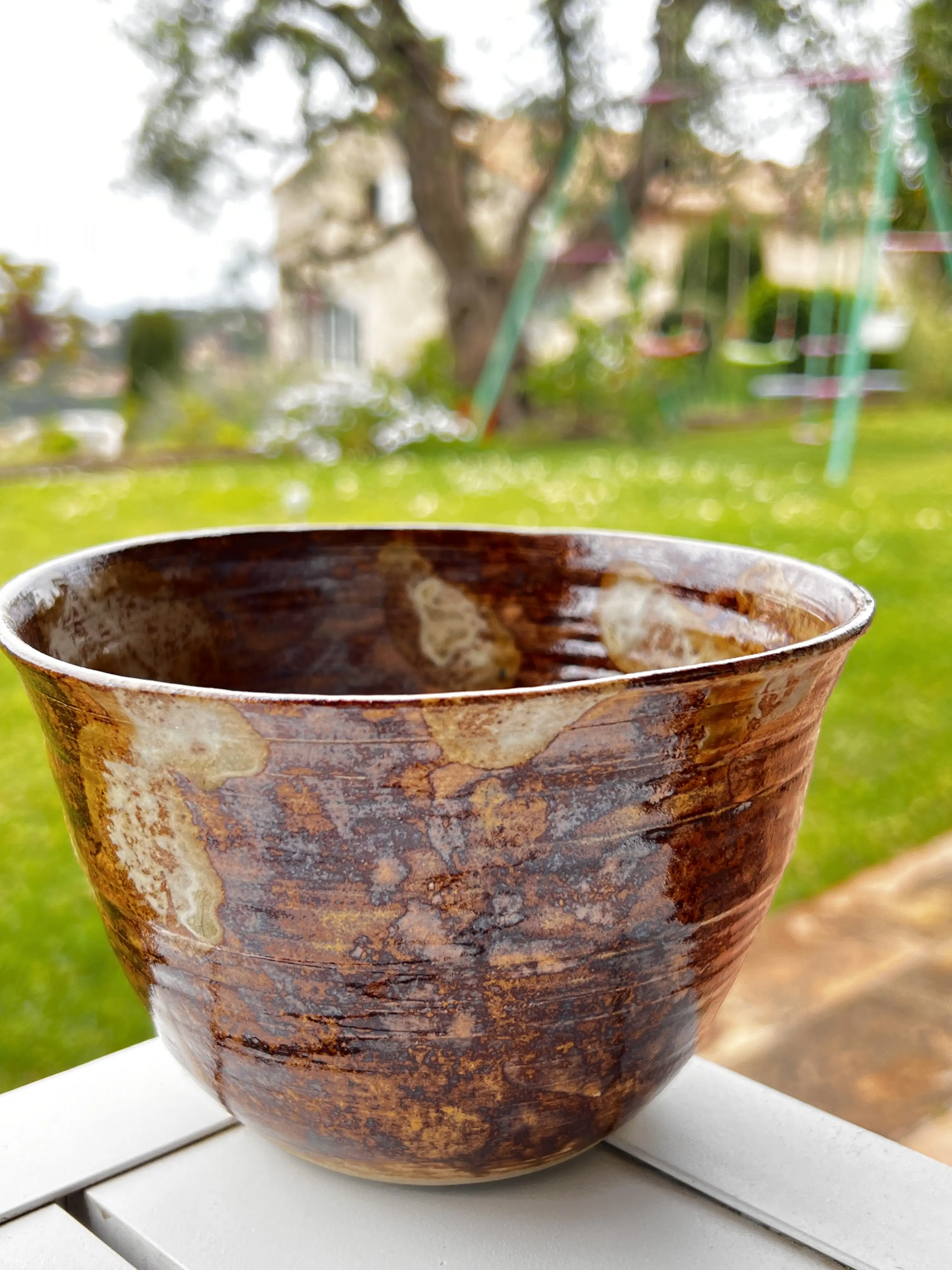 coupe créée sur commande par hirunda ceramic. céramique d'art de la côte d'azur Cabris Nice Cannes Grasse Vallauris