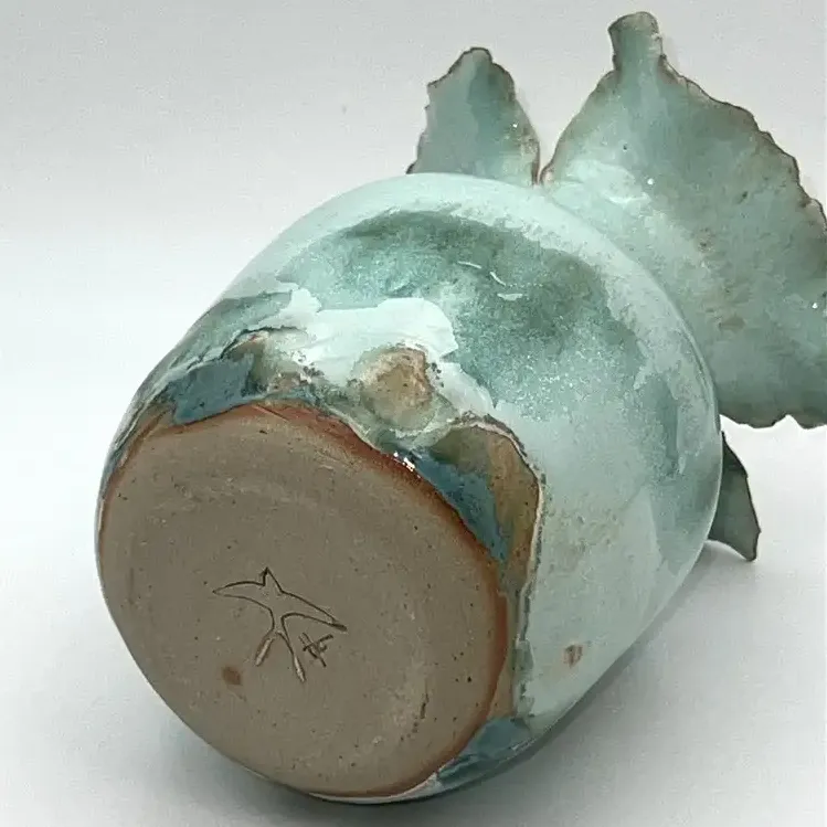 Vase dentelé collection Nereia par hirunda ceramic