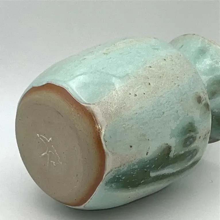 Vase droit collection Nereia par hirunda ceramic
