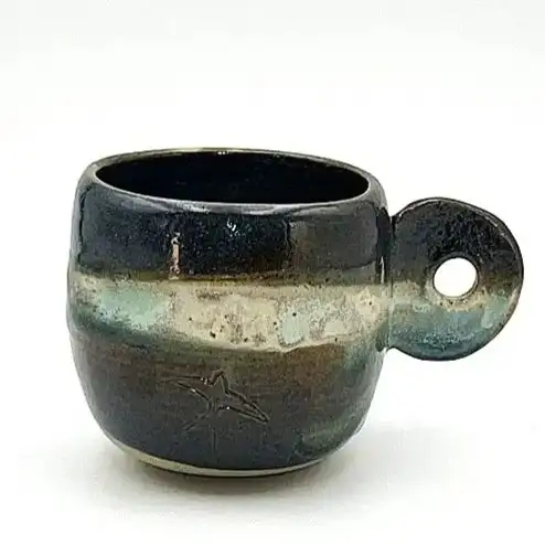 Tasse à café  collection Vespera  par hirunda ceramic